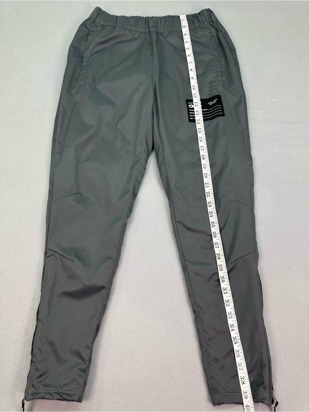 Yubikwate Men's Green Gray Lightweight Joggers with Patch Detail Size Medium - Picture 11 of 14